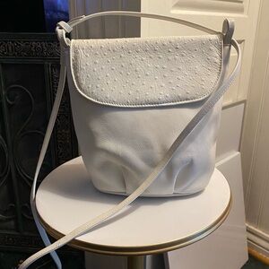 Morgan Taylor White Leather Purse, New w/out tags